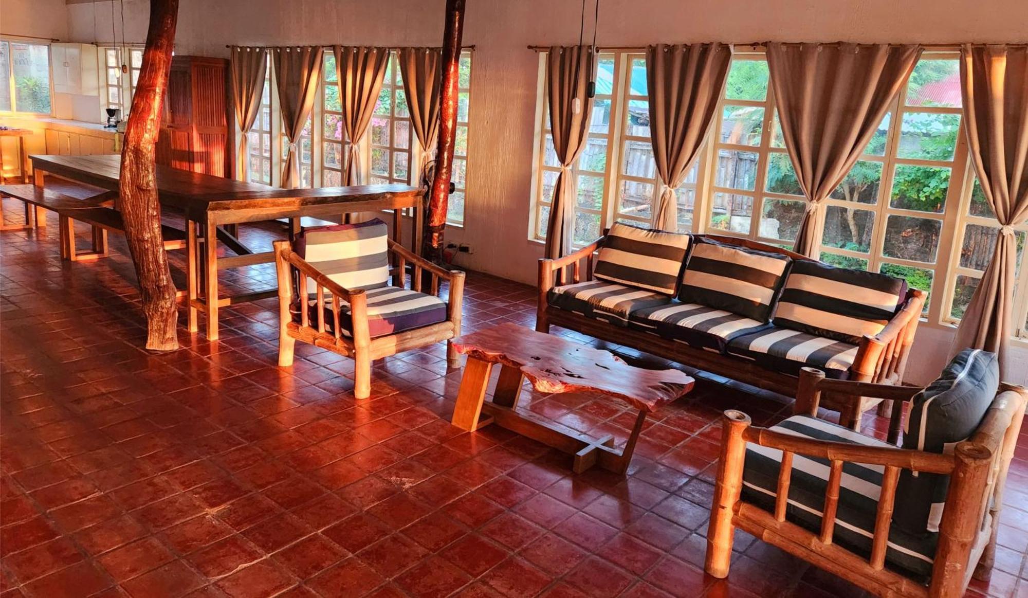 White House, Batangas Villa Lian Eksteriør billede